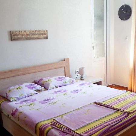 Pospolita Guest House Koetaisi Buitenkant foto