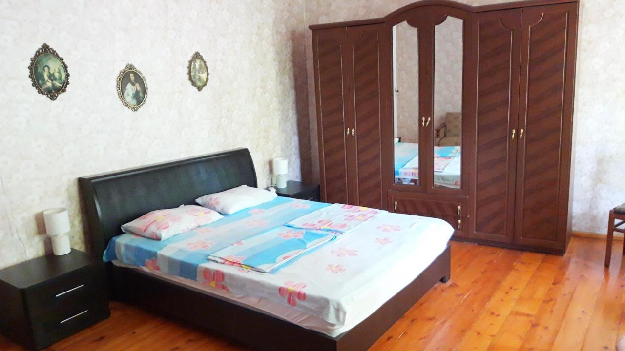 Pospolita Guest House Koetaisi Buitenkant foto