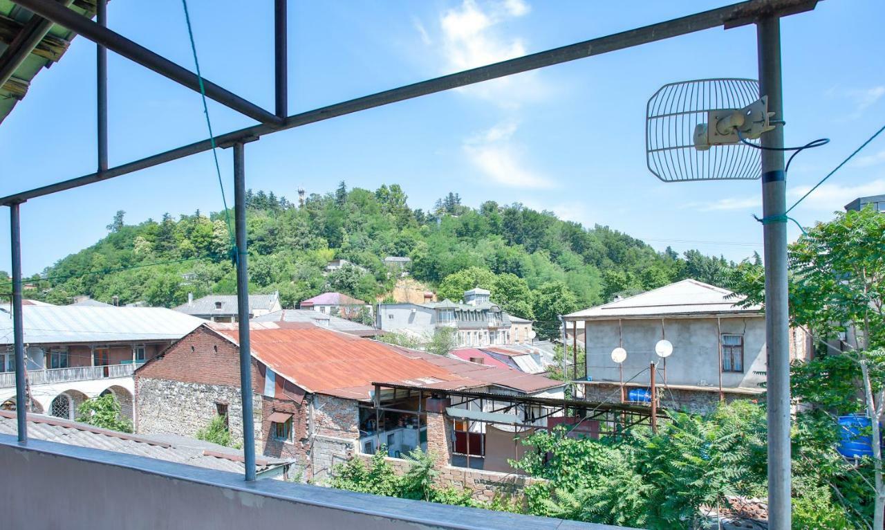 Pospolita Guest House Koetaisi Buitenkant foto